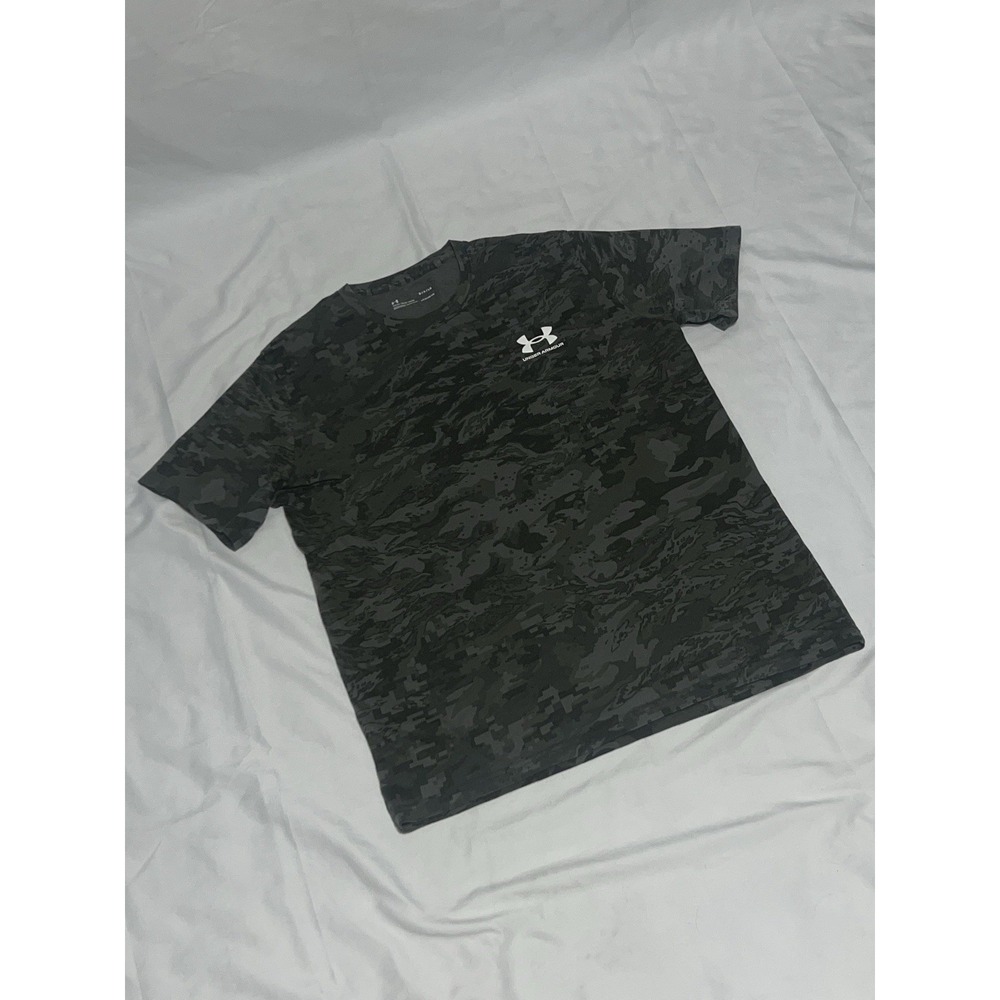 Under Armour Men's L Heatgear T-Shirt Camo Comfy Soft Active Performance Read